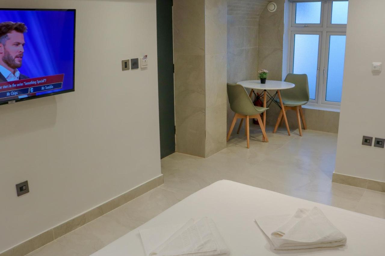 Imperial Court Studios Лондон Экстерьер фото