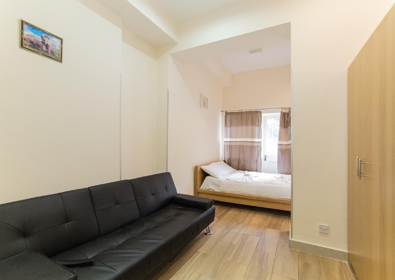 Imperial Court Studios Лондон Экстерьер фото